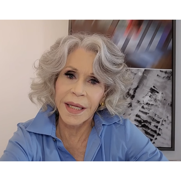 Jane Fonda prova que naturalidade também é sinônimo de estilo