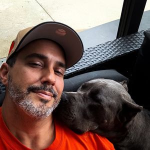 André Marques retorna à TV fechada após três anos longe dos programas