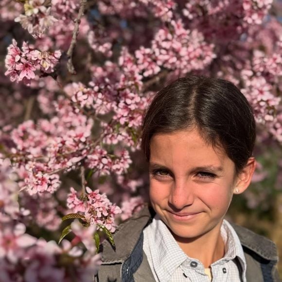 Nos comentários, a beleza natural da neta de Ana Maria Braga roubou a cena e garantiu elogios