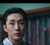 Atitude indica que Baek-jin pudesse ter crescido no orfanato, já que a mulher o conhecia