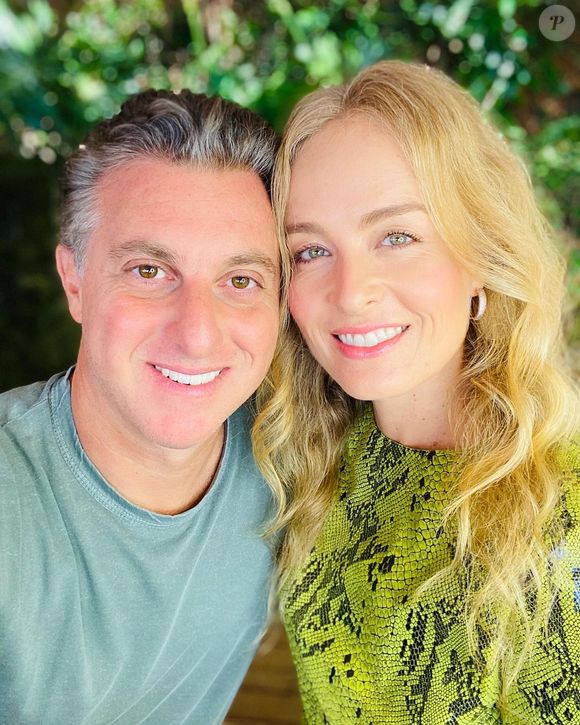 Separação de Luciano Huck e Angélica foi prevista por Carlinhos Vidente em entrevista disponibilizada em 4 de maio de 2025