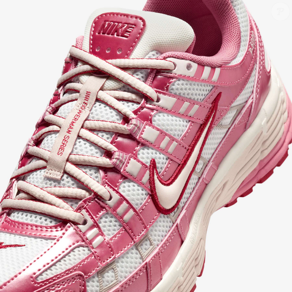 O Tênis Nike P-6000 Feminino reforça a tendência dos sneakers inspirados nos anos 2000 e surge como aposta versátil para looks com peças claras e tons pastel em 2026