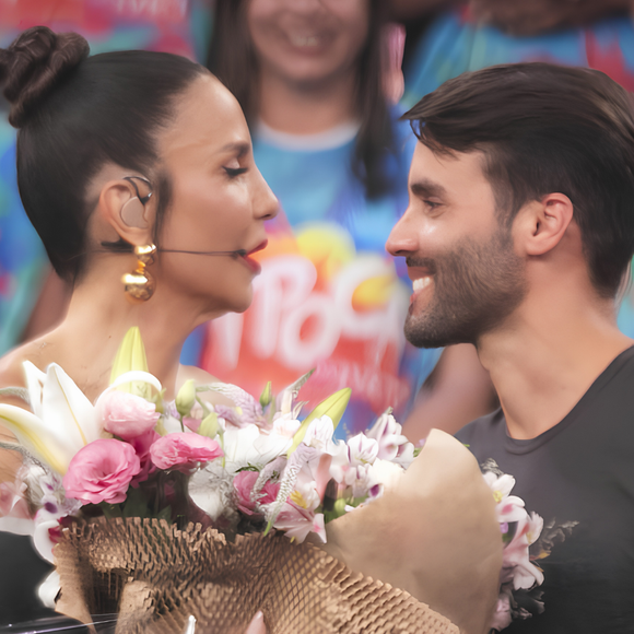 Após beijo em novo namorado vir à tona, Ivete Sangalo ganha declaração inesperada do ex-marido, Daniel Cady: 'Vida longa'