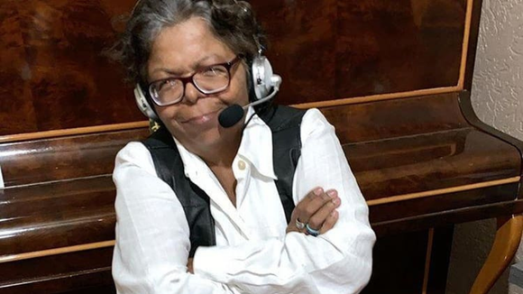 ‘Muito triste com a notícia’: saiba a causa da morte da 'Marlene Mattos' do 'Pânico'