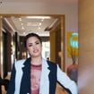 A mansão de R$ 40 milhões com 790 m² de Demi Lovato: no estilo fazenda moderna, imóvel de luxo tem closet com palmeiras em papel de parede, estúdio, sofá arco-íris e luminária-nuvem; 15 fotos!