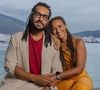 Bela (Sheron Menezzes) e Lucas (Amaury lorenzo), na novela 'Por Você', compartilham valores ligados à educação e conseguem trocar ideias, inclusive quando o assunto envolve os filhos de Juli (Lucy Ramos), que Bela está criando.
