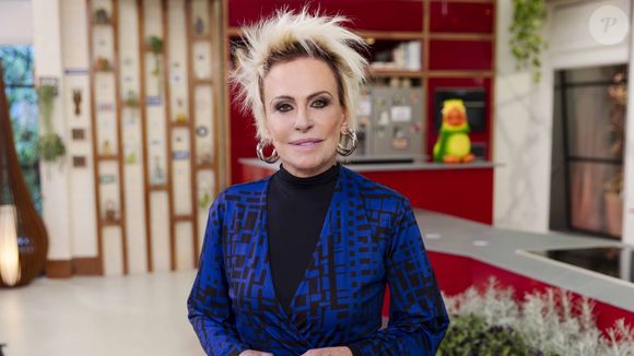 Ana Maria Braga surpreendeu ao revelar no PodPah que usa videogames para relaxar e 'limpar a cabeça” após a rotina intensa na TV