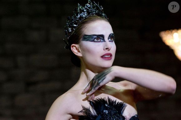 Além da dieta, Natalie precisou fazer aulas e balé que duravam 8 horas por dia, 6 dias por semana