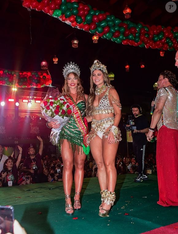 Virgínia Fonseca foi detonada ao sambar em sua coroação como rainha de bateria da Grande Rio