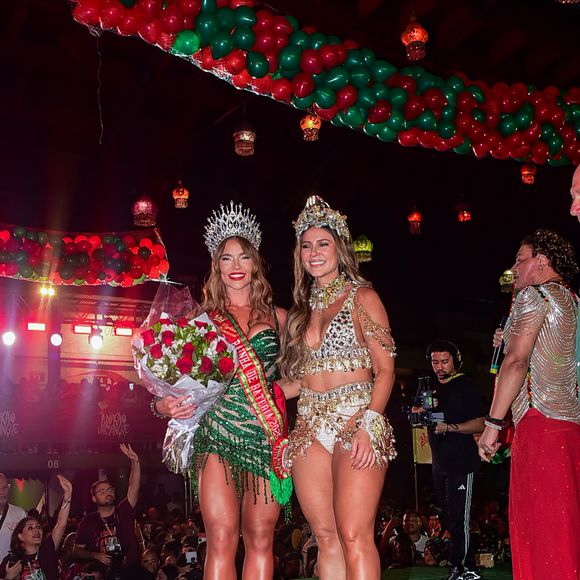 Virgínia Fonseca foi detonada ao sambar em sua coroação como rainha de bateria da Grande Rio