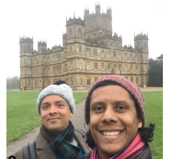 Na vida pessoal, Rodrigo vive uma relação com Wendell Bendelack desde 2003.