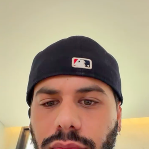 Zé Felipe gravou um vídeo nesta quinta (07) desabafando sobre a falta de lealdade na música sertaneja