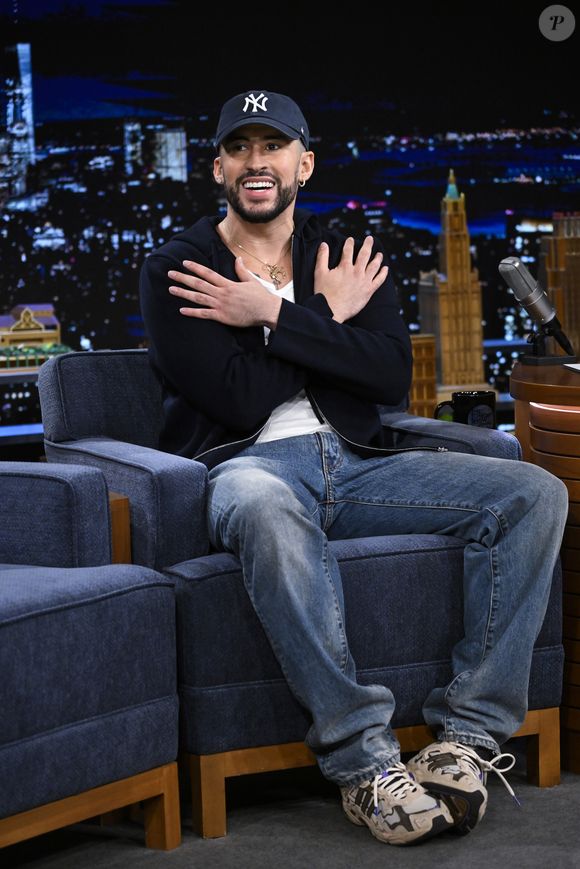 Bad Bunny também seria dono de uma mansão em San Juan, Porto Rico, seu país natal. O astro, porém, nunca confirmou o fato