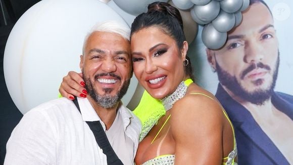 Belo e Gracyanne Barbosa ficaram juntos por cerca de 16 anos. Mesmo após a separação, o cantor afirma manter carinho, respeito e gratidão pela ex-mulher