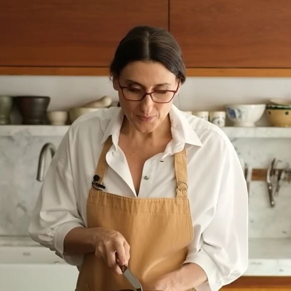 'A digestão não começa no estômago, começa na boca.' Quando mastigamos corretamente, 'você come menos sem se forçar, sem culpa e sem ansiedade', explica o nutricionista Pablo Ojeda