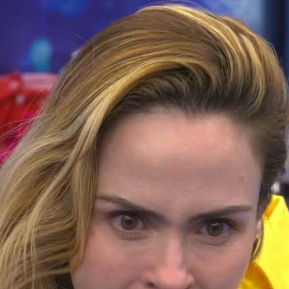 Ana Paula Renault expulsa do 'BBB 26'? Veterana 'destrói' chapéu de Alberto Cowboy em briga e web aponta regra importante quebrada. Entenda!