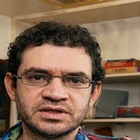 Pesando 45 kg e 2 meses isolado em casa: morte precoce de Renato Russo aos 36 anos completa 3 décadas. 'Meu filho desistiu de viver, preferiu se trancar em si mesmo, quis chegar ao fim. Não aguentava mais esse mundo e queria ir para um lugar melhor'