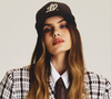 Entrevista | 'O glamour eu costumo deixar mais para o trabalho', diferencia Camila Queiroz sobre estilo básico no dia a dia; atriz revela qual peça de Angel guarda como relíquia em casa