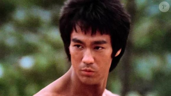 Astro de 'Operação Dragão' (1973), o ator sino-americano Bruce Lee ajudou a popularizar o gênero das artes marciais pelo mundo
