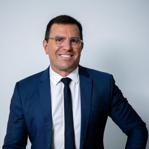 Rodrigo Bocardi teve seu nome especulado para substituir William Bonner no 'Jornal Nacional' e incomodou a OAB com comentário ao vivo na Globo ao noticiar espancamento de homem por funcionários do metrô de SP