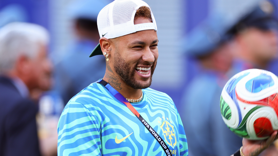 Neymar vira alvo de piada de Lula: 'Convocado home office'