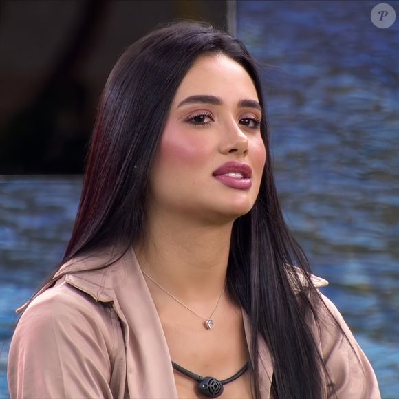 Jordana cresce no BBB 26, se destaca no Sincerão e aparece com baixa rejeição em enquete do 14º Paredão