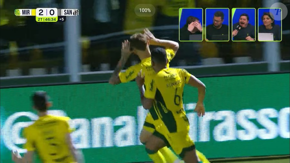 O jogador Cristian Renato fez o terceiro gol do Mirassol nos minutos finais da partida e ainda imitou o conhecido gesto de Neymar ao balançar a rede