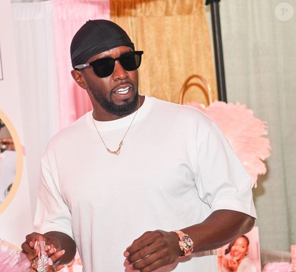 A suposta vítima contou que teria sido abusada sexualmente, além de humilhada por P. Diddy.