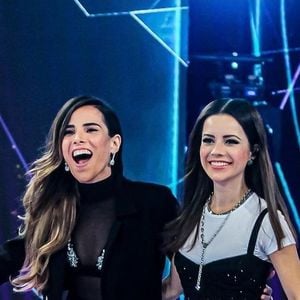Sandy falou sobre a suposta rivalidade com Wanessa Camargo e afirmou que a disputa entre as duas foi criada pela imprensa