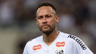 Ué, cadê o Neymar? Globo 'prioriza' comemoração de Serginho Groisman no 'Altas Horas' e ausência do jogador causa na web. Entenda!