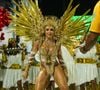 Com body ultracavado e costeiro metálico, Fabíola Andrade valoriza preparo físico no desfile da Mocidade