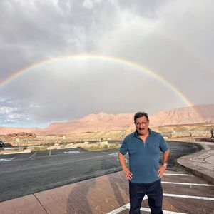 Ratinho virou assunto nas redes sociais após a revelação de que o apresentador se tornou cidadão paraguaio