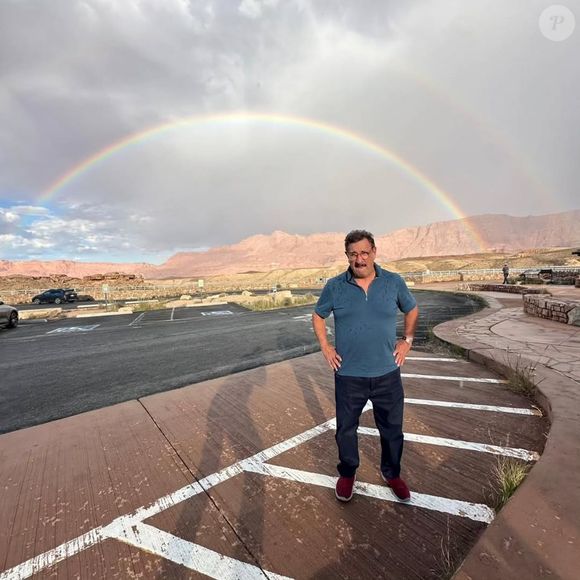 Ratinho virou assunto nas redes sociais após a revelação de que o apresentador se tornou cidadão paraguaio