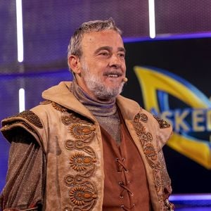 Durante sua participação no 'The Masked Singer Brasil', Alexandre apareceu fantasiado de onça-pintada e escolheu pessoalmente uma música muito especial para cantar.
