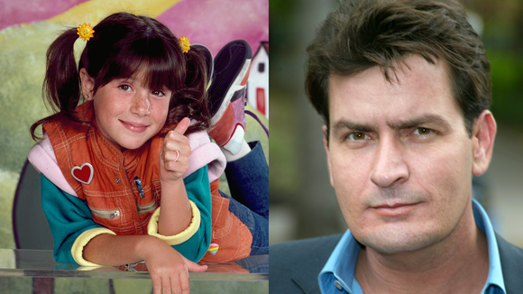 Há 31 anos, a atriz de 'Punky, a Levada da Breca' perdeu a virgindade com Charles Sheen e revelou detalhes íntimos décadas depois: 'Ele é alguém...'