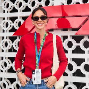 Bruna Marquezine participou do ‘Angélica Ao Vivo’ nesta quinta-feira (13) e relatou um desconforto com a loira