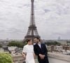 Lembra dela? Conhecida como a 'menina mais bonita do mundo', Thylane Blondeau se casou com Ben Attal, neto de Jane Birkin, e encantou a web com um vestido de noiva minimalista. Veja as fotos!