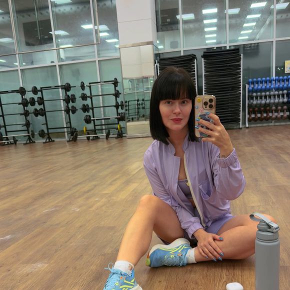 Mari Bridi confirmou a existência de uma medida protetiva contra Rafael Cardoso em outubro do ano passado