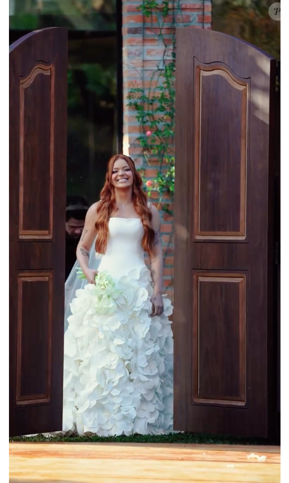 Viih Tube compartilhou um vídeo do casamento em suas redes sociais e deixou internautas encantados