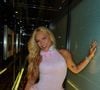 Virgínia usa look de renda rosa para, possivelmente, sair com Vini Jr. na Itália