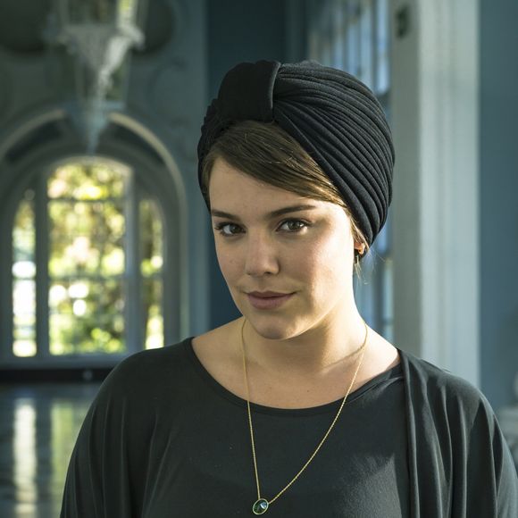 2019: Alice Wegmann se inspirou em uma muçulmana para viver uma personagem em 'Órfãos da Terra'