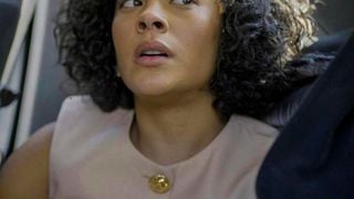 A menos de 40 capítulos do fim, 'Vale Tudo' traz 3 reviravoltas na vida de Fátima que envolve solidão a um trisal inesperado