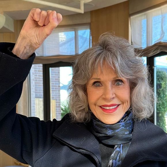 Ícone fitness de gerações, Jane Fonda normaliza seu envelhecimento e diz que sua longevidade é graças às boas práticas de saúde