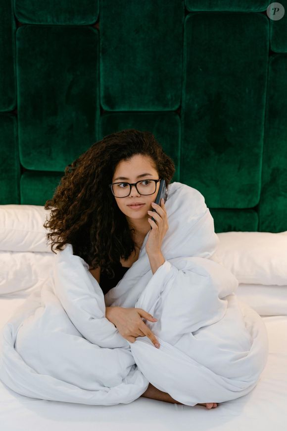 Segundo a psicologia, uma chamada "interrompe o que você está fazendo e exige uma resposta imediata"