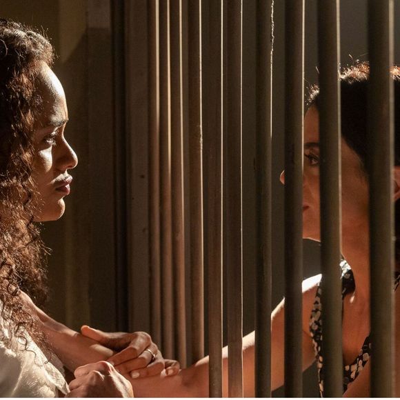 No final de 'Garota do Momento', Bia (Maísa) terá casamento feliz com Beto (Pedro Novaes) e Clarice (Carol Castro) ficará livre de acusação