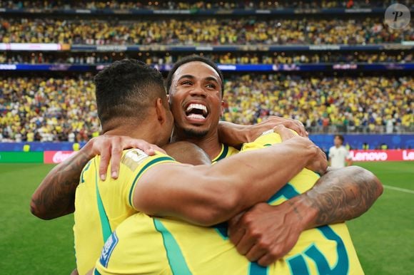 As redes sociais transformaram Gabriel Magalhães em um dos personagens mais aguardados das oitavas da Copa do Mundo. Torcedores lotaram a internet com mensagens de apoio ao zagueiro antes do duelo contra Erling Haaland