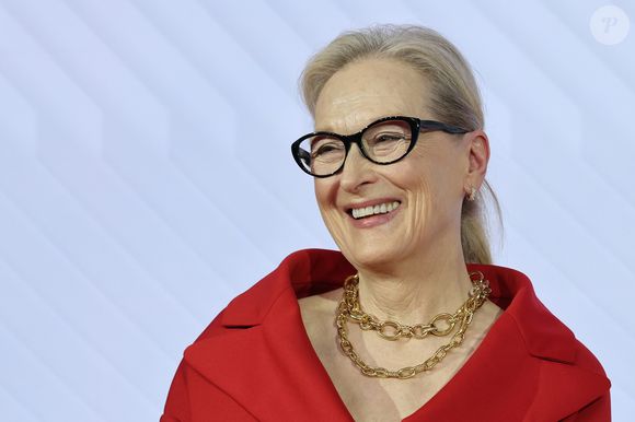 Meryl Streep também tem um segredo inusitado para manter a pele sempre radiante e a beleza intacta