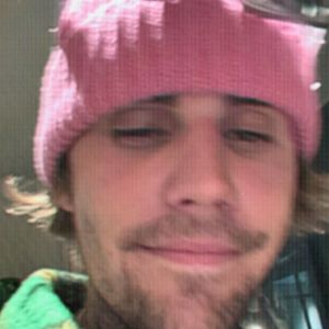 Justin Bieber utilizou o Instagram para justificar o unfollow que deu no perfil da esposa na mesma rede social