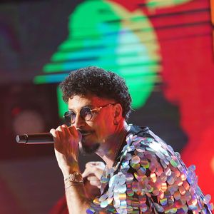 Segundo Suzanna Freitas, ela e o pai Latino mantêm um bom relacionamento