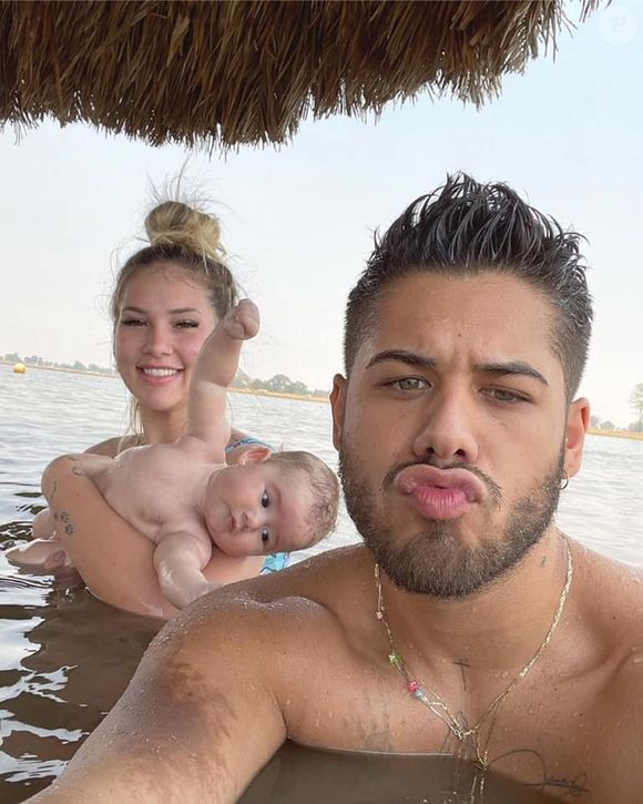 Muito diferente do início da carreira, Zé Felipe já estava com a aparência diferente nesta época